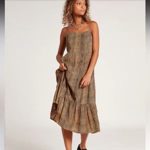 VOLCOM SNAKEDOWN MIDI DRESS - ANIMAL PRINT
